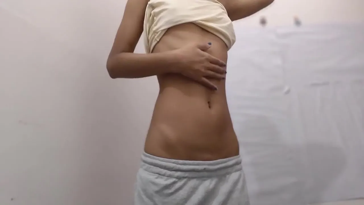 Ana Molly In Beautiful And Sexy Amateur Babe Toy Masturbation