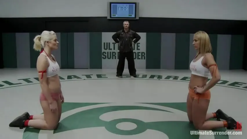 Mellanie The Cowgirl Monroe (13)vs Holly The Hit Man Heart (02)