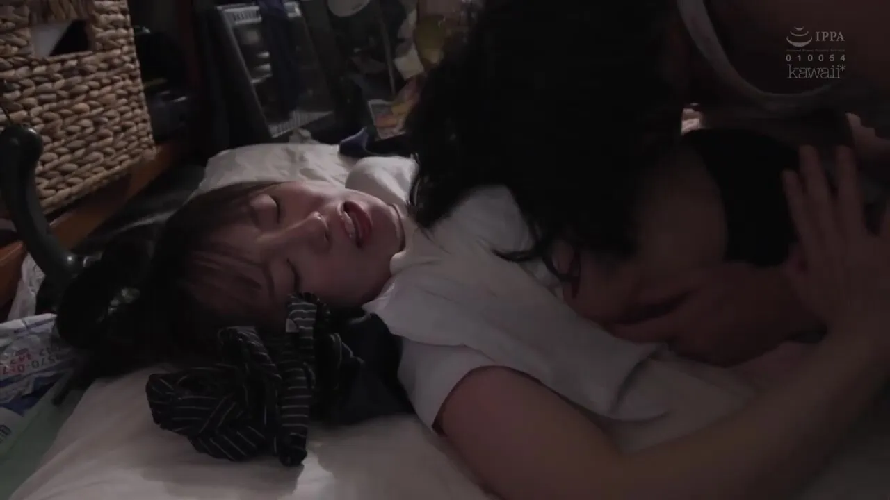 QHBD44 Cuuuuuuty asiaaan sex OH YEAH