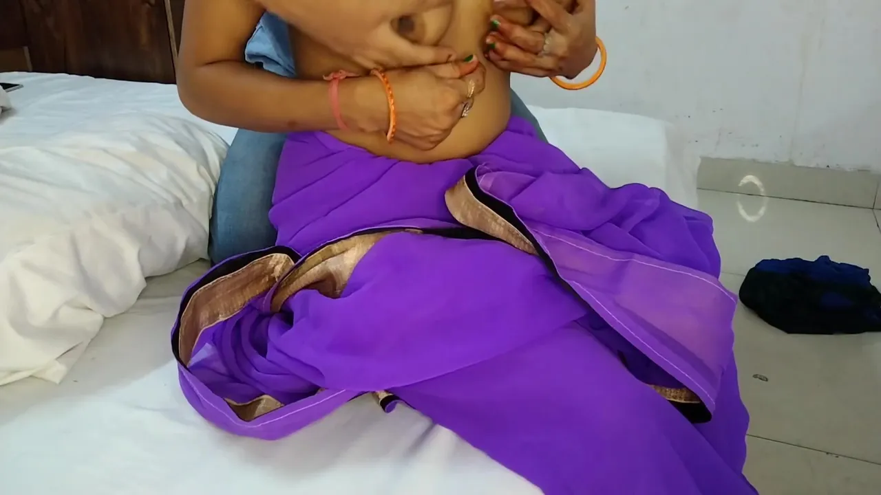 Padosan Ka Ilaaz Karne Aaya Tha Aur Chod Ke Chala Gya