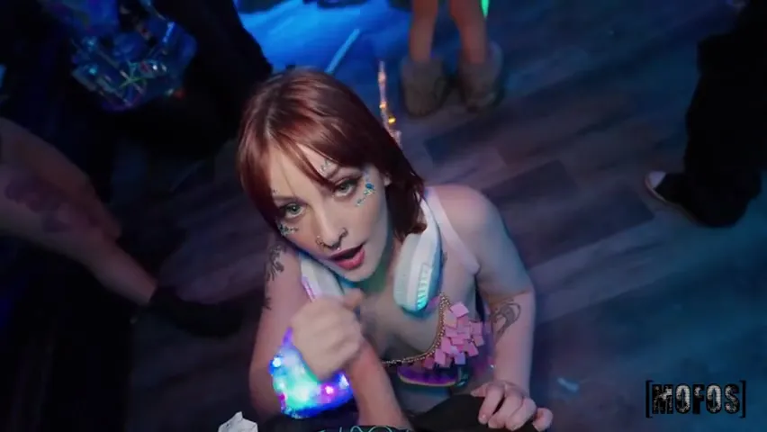 Letspostit - Cleo Moon - Silent Disco Party
