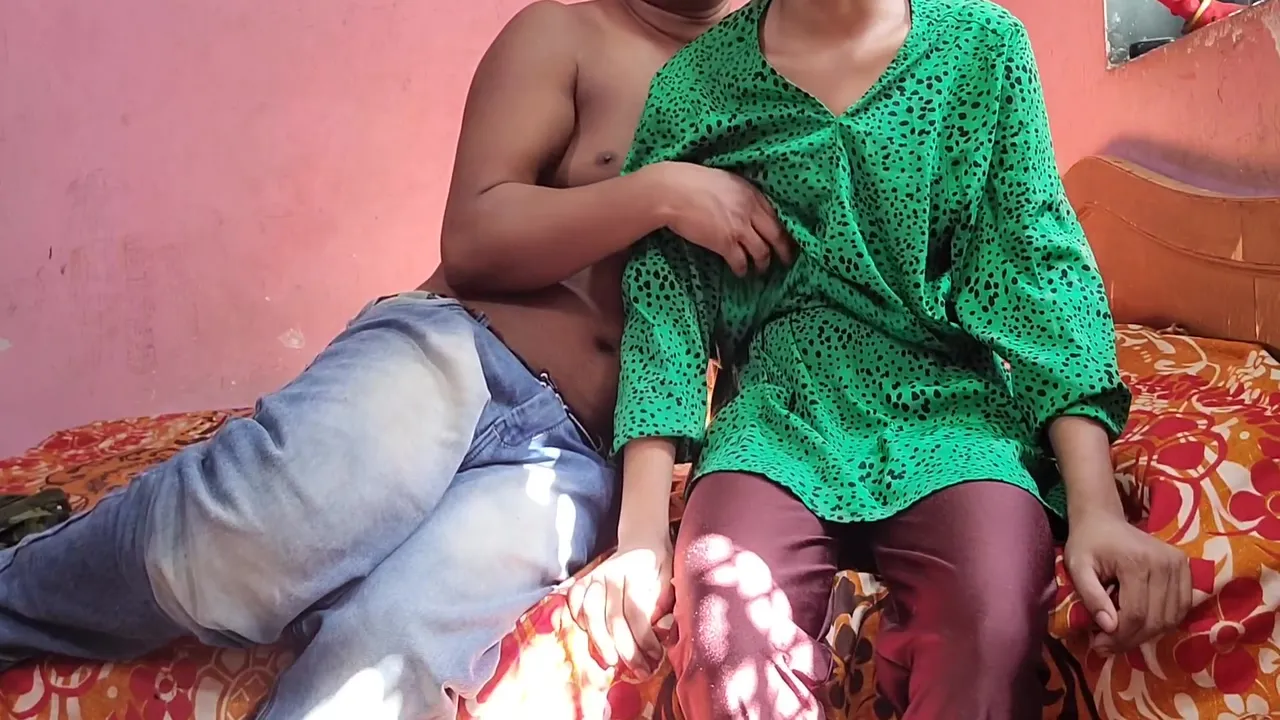 Desi Bhabhi Ne Apane Devar Ke Sath Kiya Ganda Kam - Devar Bhabhi