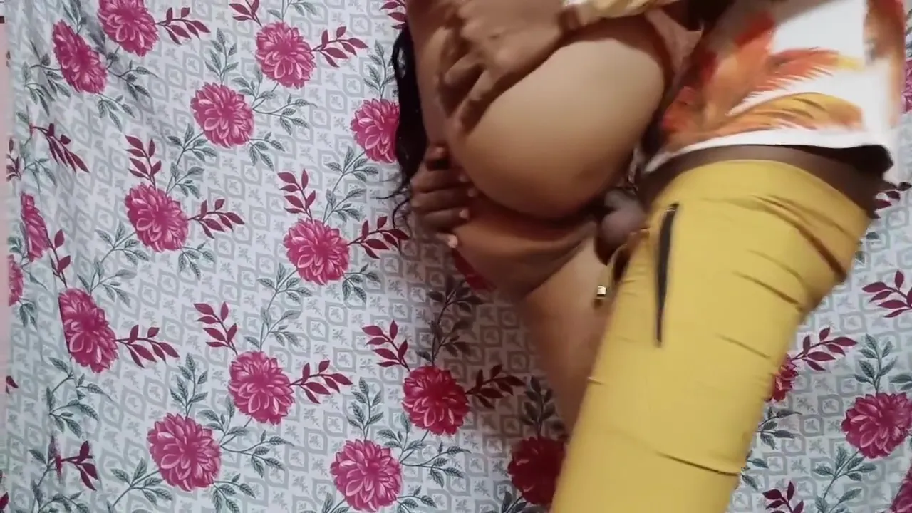 Sonali Bhabi Ko Khada Khada Choda