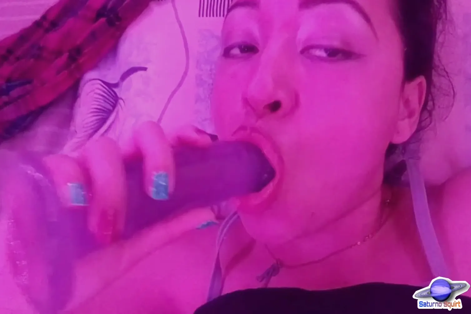 Saturn Squirt Cyan And Pink With Hairy Pussy Masturbation With Pussy Cream