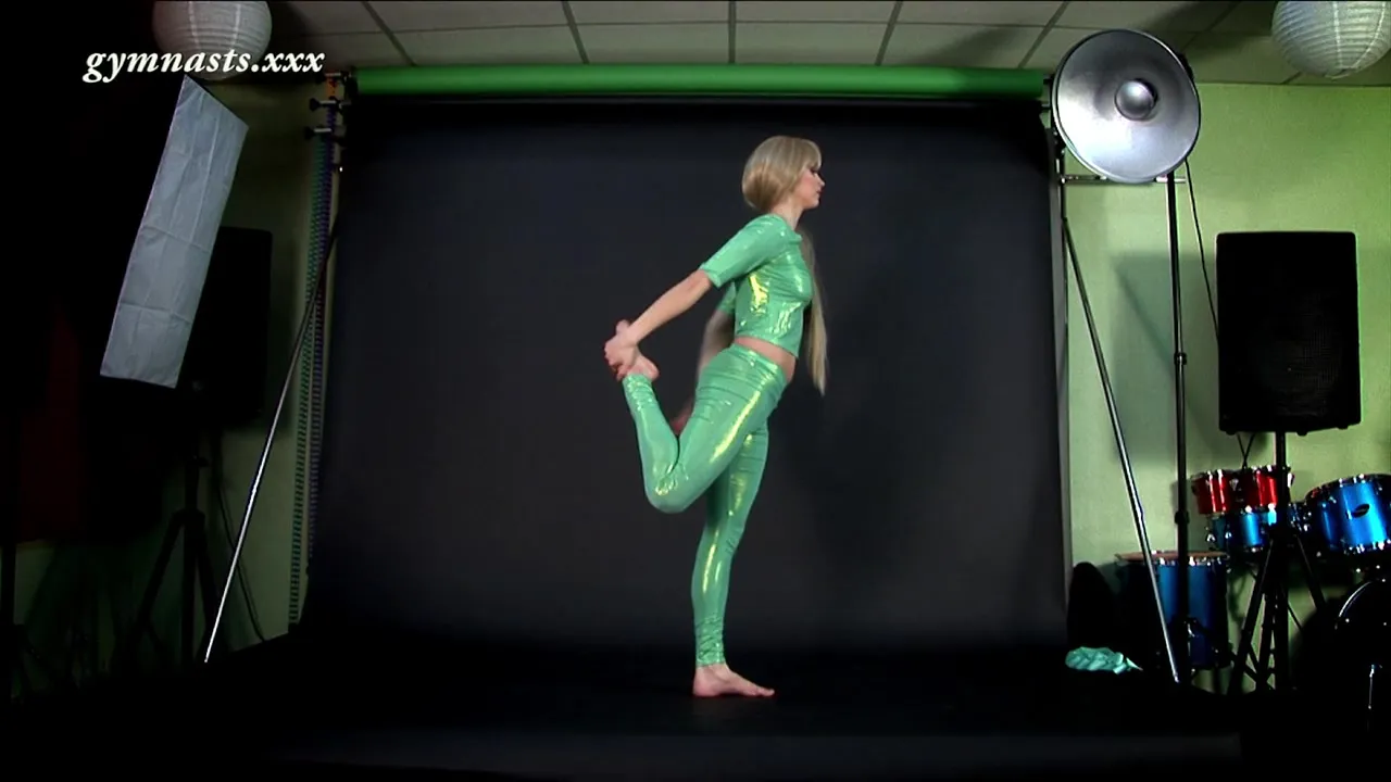 Anna Nebaskowa - Gymnastic Video 1