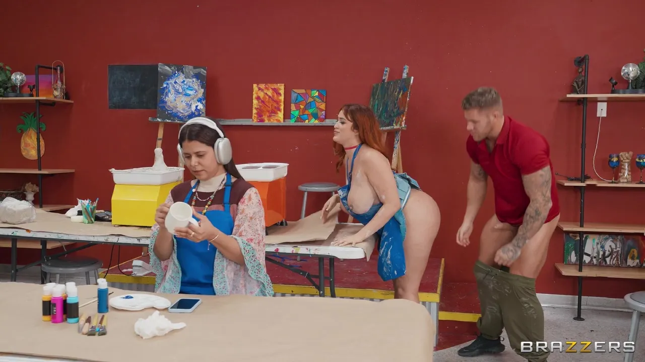 Ceramics Sluts Sneaks A Fuck With Best Boyfriend Ever - Nia Bleu