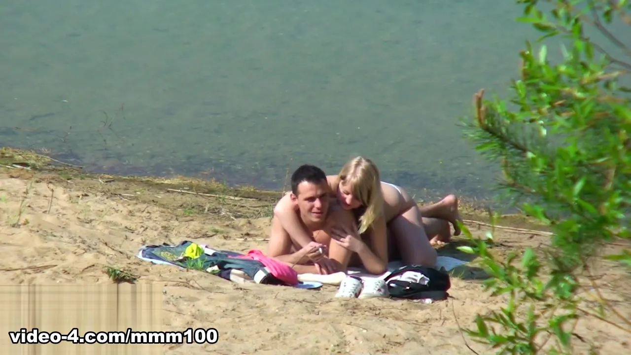 Spied Having Sex At The Beach - MMM100