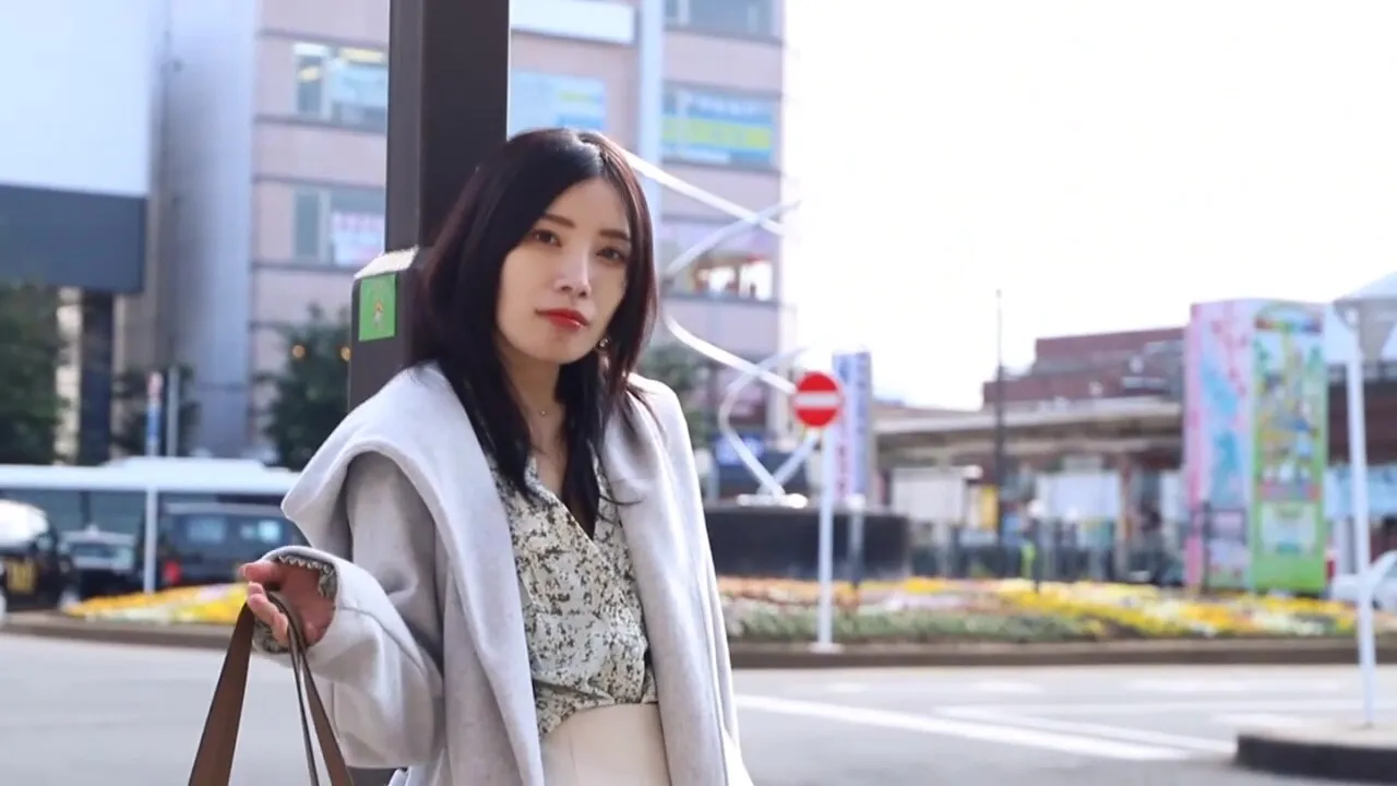 336knb-136　結婚3年目の専業主婦「ヒカル」さん30歳。