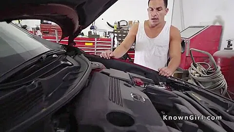 Ebony Gf Gives Blowjob To Mechanic In His Shop