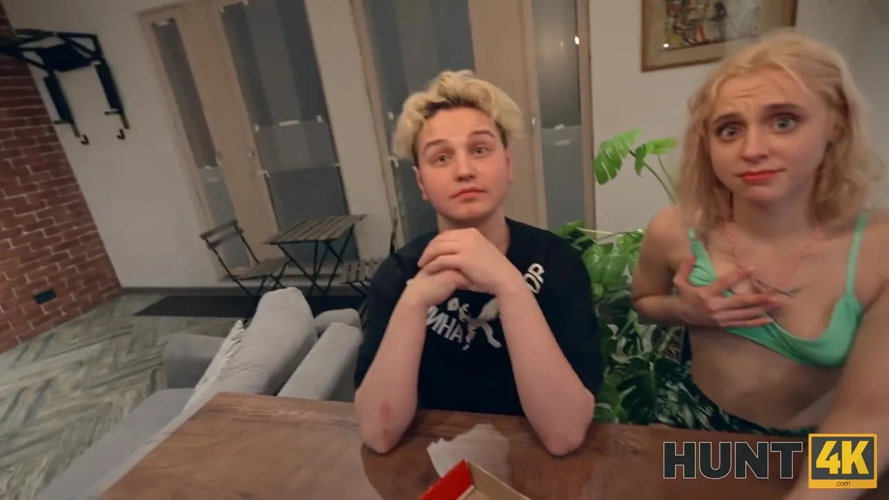 Gerards Game - Molly Cute