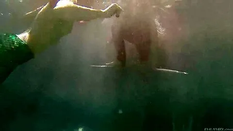 Quick Bj from a mermaid