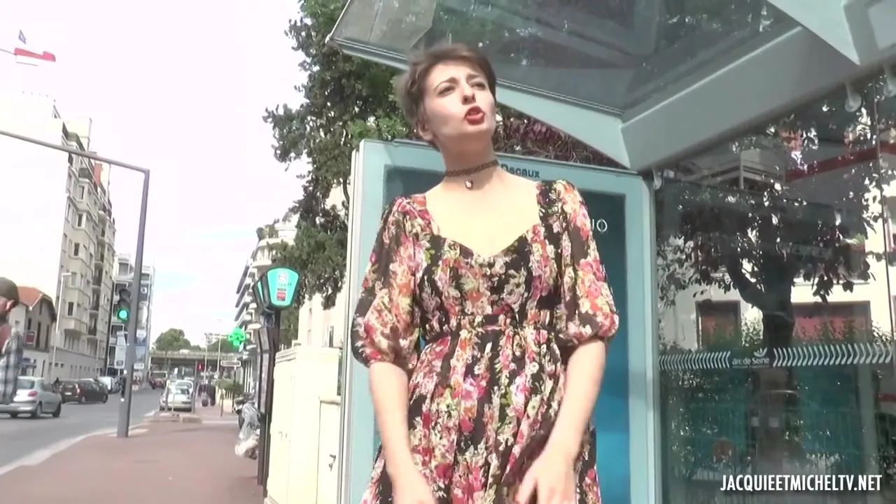 Une Double Pour Molly Saint Rose