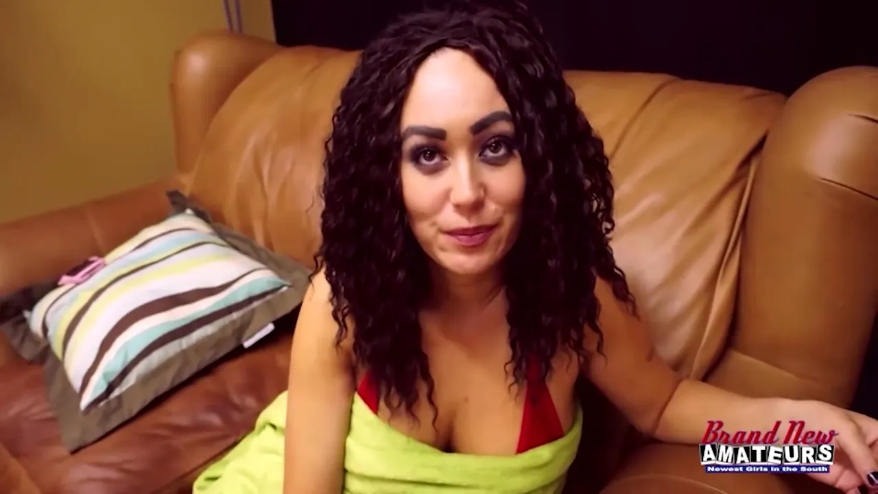 Dark Curly Haired Lexxie Was Pussy Fucked By The Sex Machine