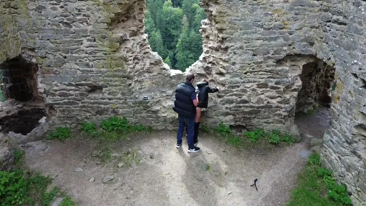 This Slut Fucks A Stranger Outside And A Drone Surprises Them