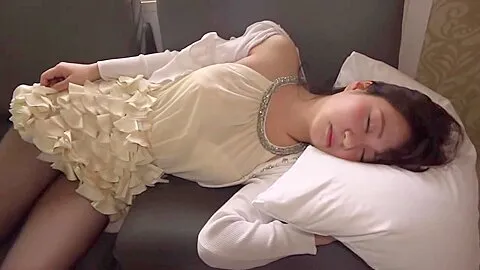 0002190_デカパイのニホン女性がハードピストンされる痙攣イキのエチ合体