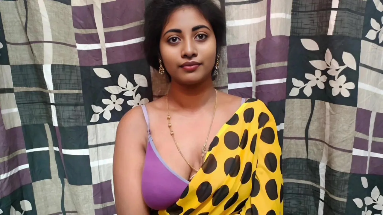 Hindi Sex - Wife Affair With Gym Trainer Had Sex When Husband Not In Home