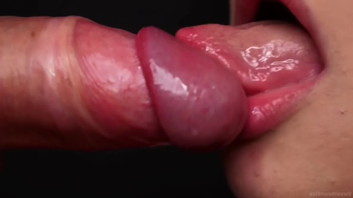 Desi Hot Pakistani Punjabi Stepmom Mast Blowjob