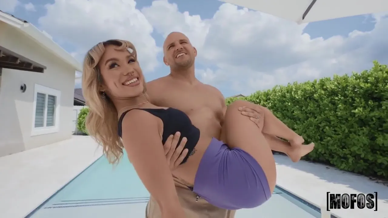 Cute Luna Luxe Unforgettable Xxx Clip