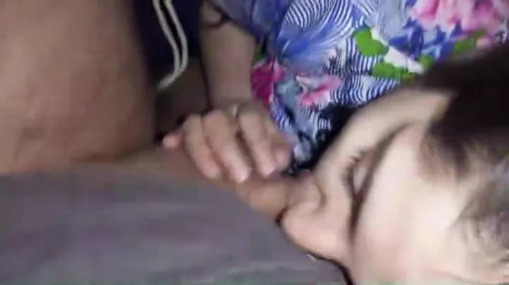 Beautiful Indian Bhabhi Blowjob Till Cumming