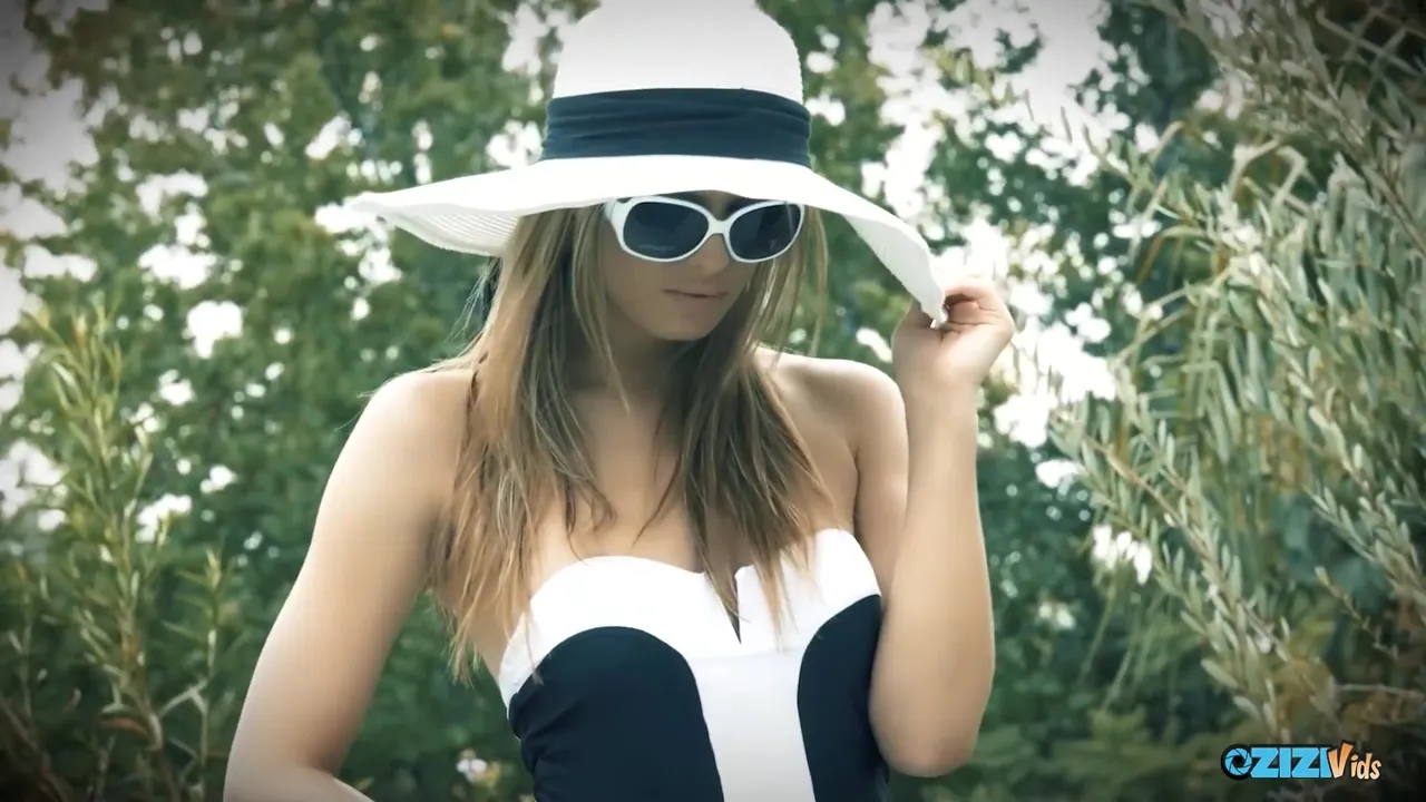 Long Slender Legs Pretty Face Beautiful Small Tits This Naughty Blonde Has It All