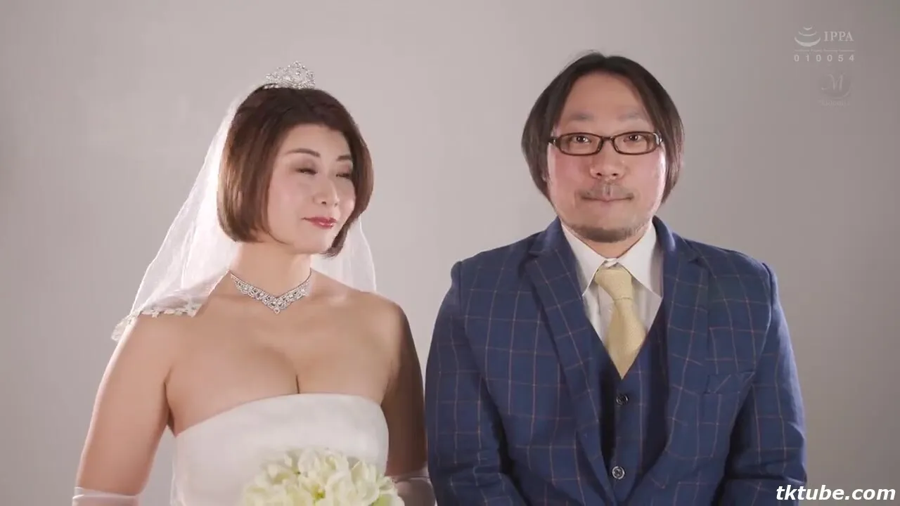 KWDFVKBCLIAKBAZAWF41JUQ776