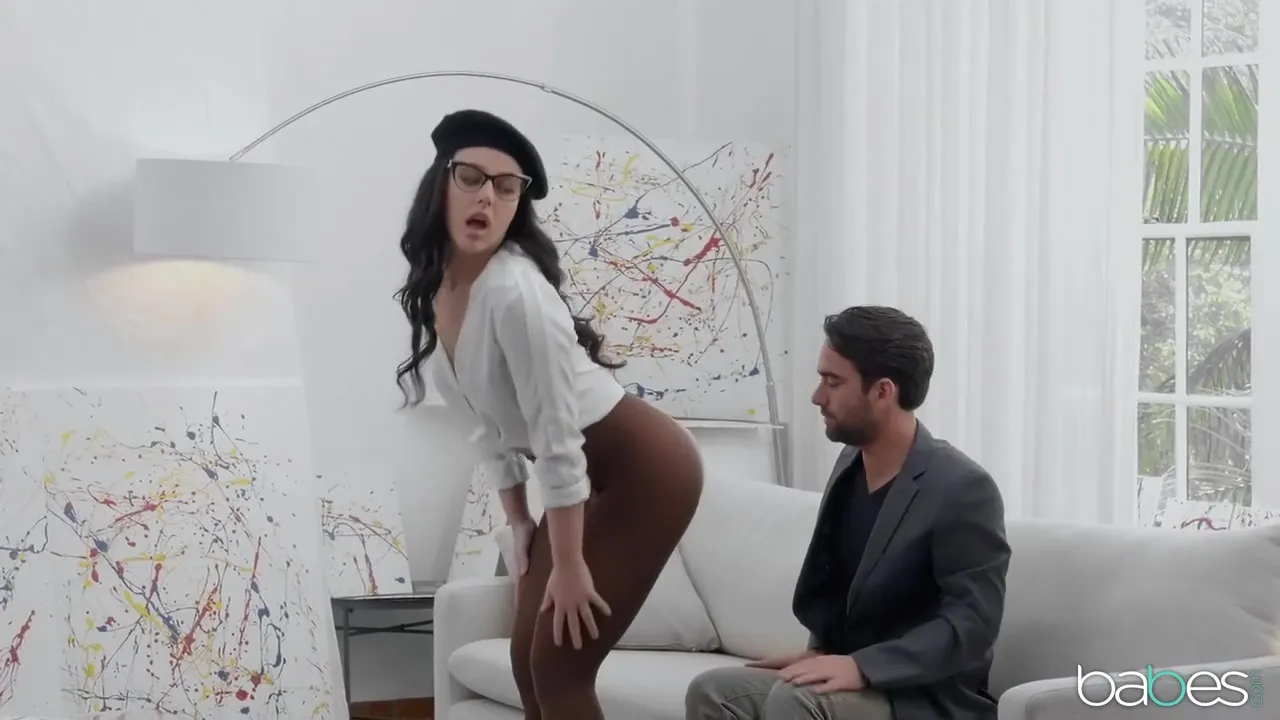 The Gallery Girl 1 - Whitney Wright