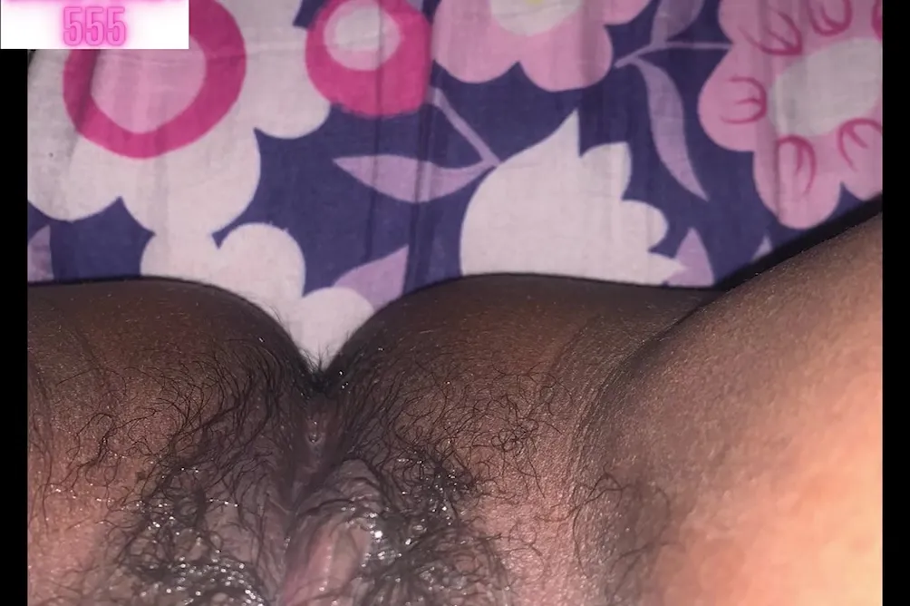 Sri Lankan Virgin Girl Showing Her Body