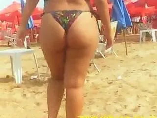 BIG ass on the beach