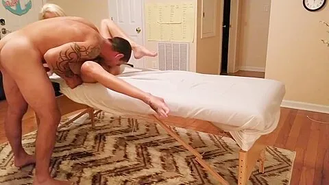 Massage turns to fucking a really hot blonde
