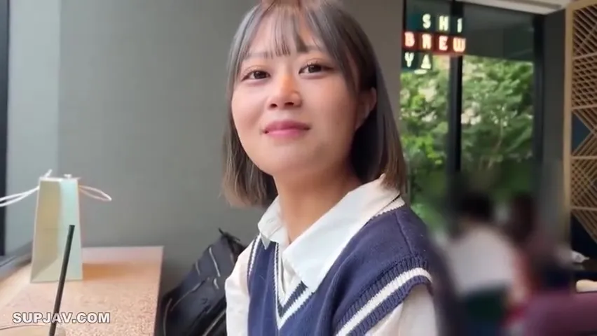 I Let 18-year-old Idol-faced J-chan Have An Adult Experience, And Although She Looks Pure, Her Love Of Sex Gradually Becomes Apparent And She Ends Up Drowning In Pleasure
