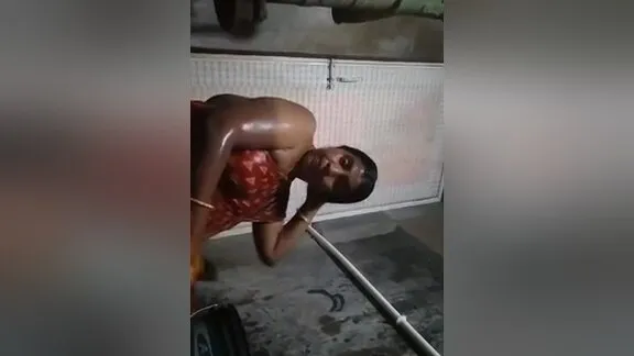 Indian Wife Bathing Video Full Open