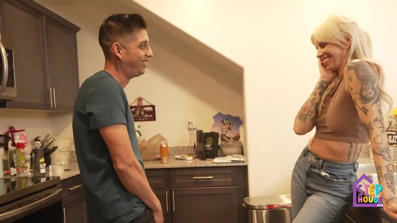 Stepmom Tests Out Stepsons Big Dick - Kitt Jones