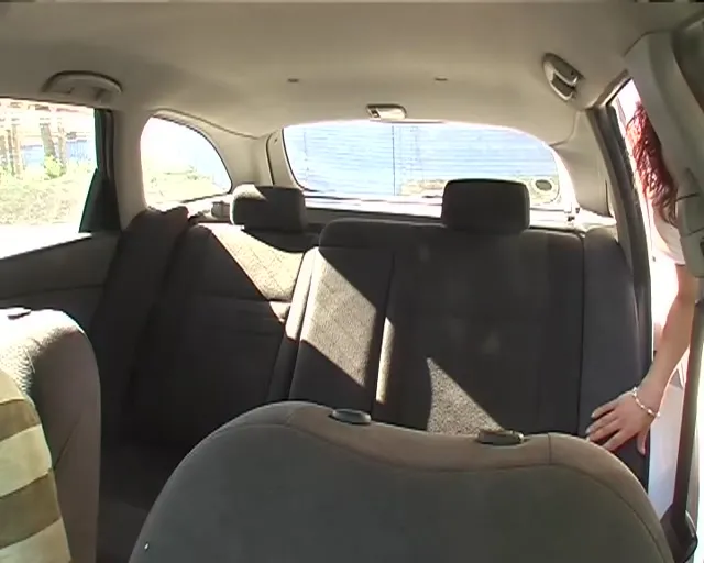 Redhead beauty agrees for fuck on taxi video