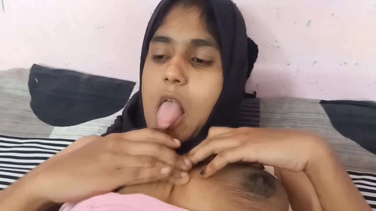 Desi Girl Bang By His Boyfriend At Home His Fucking Slowly