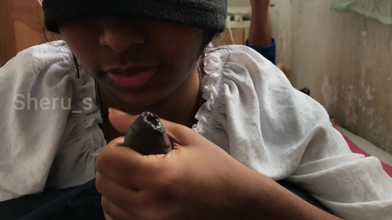 Indian Village Bhabhi Hand Job