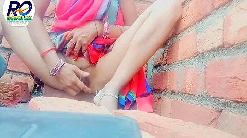 Indian Desi Bhabhi Saree Show Full Finger Karke Chudai Karai Hindi Audio