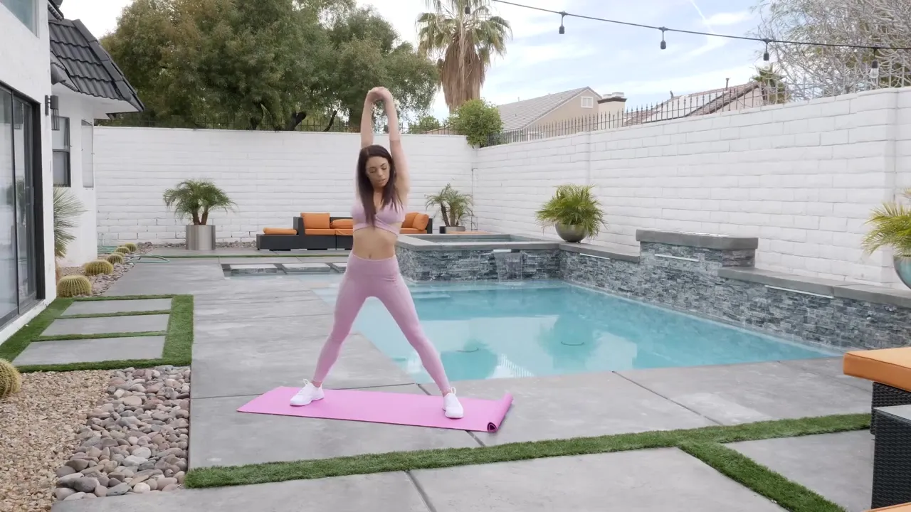 Personal Trainer Tests Eva Longs Pussy Endurance With His Cock