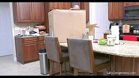 Two Men And A Fuck The Moving Crew Is Here Load Me Up And D