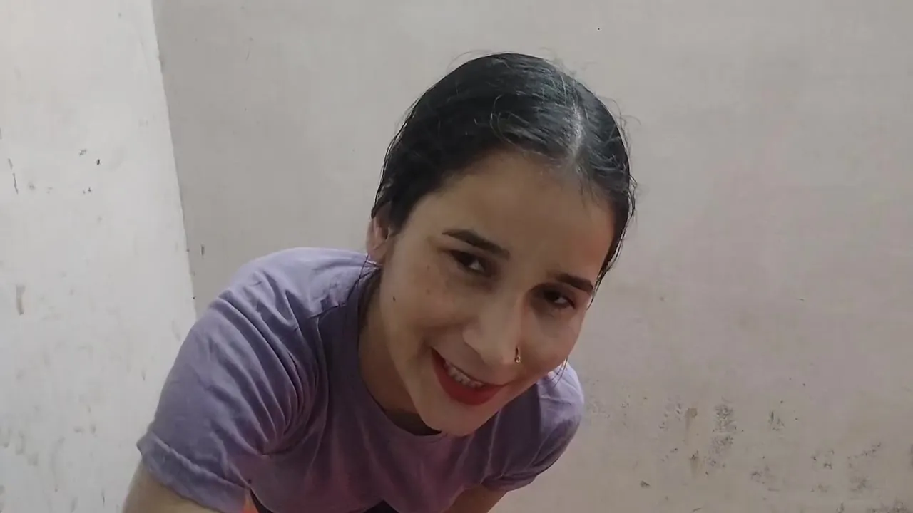 Stepsister Tight Kapra Pahni Thi Stepbrother Ne Kholba Diya