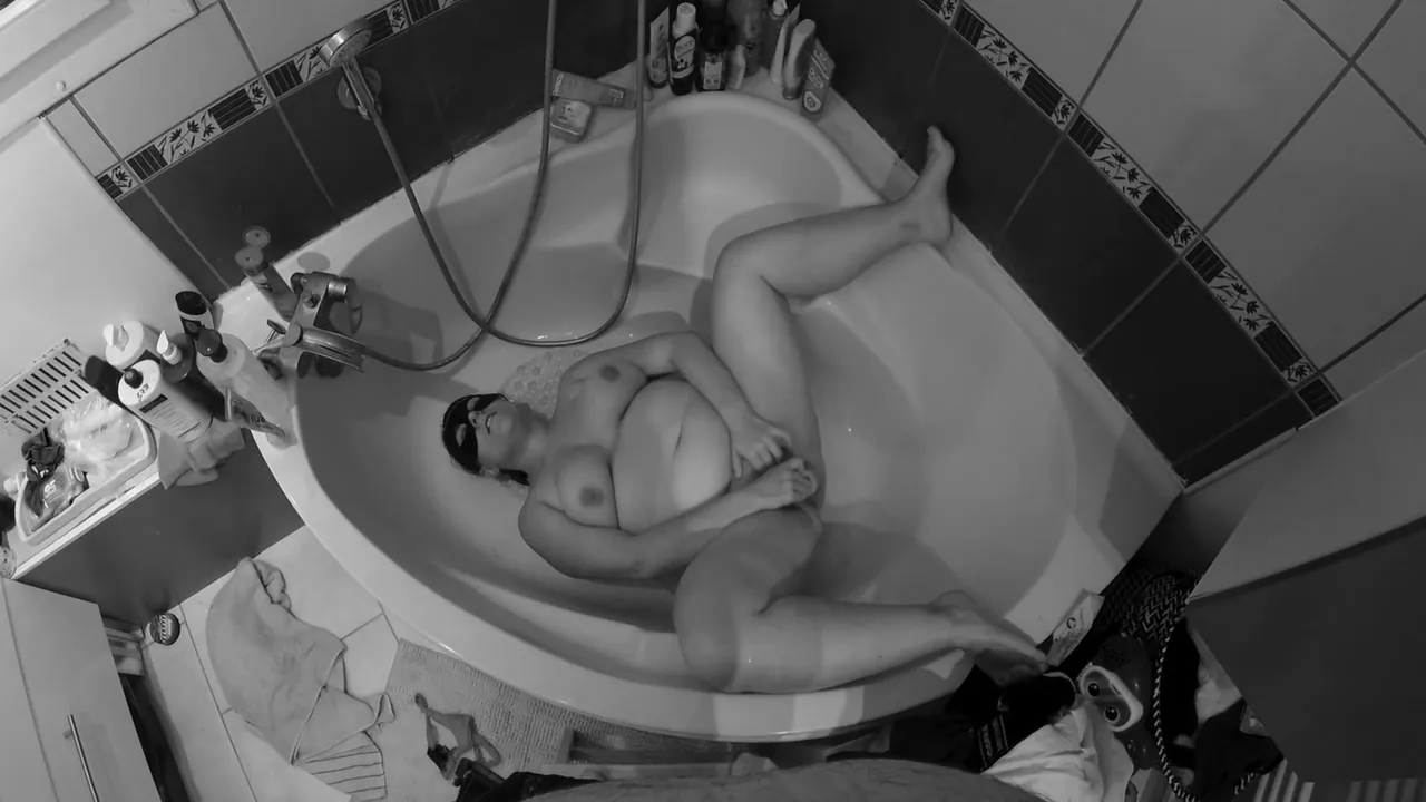 I Love It When My Owner Pisses On Me