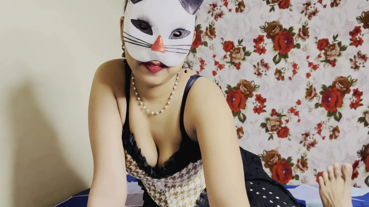 Video With Clear Hindi Audio Voice Indian Hot Cat Masked Girl
