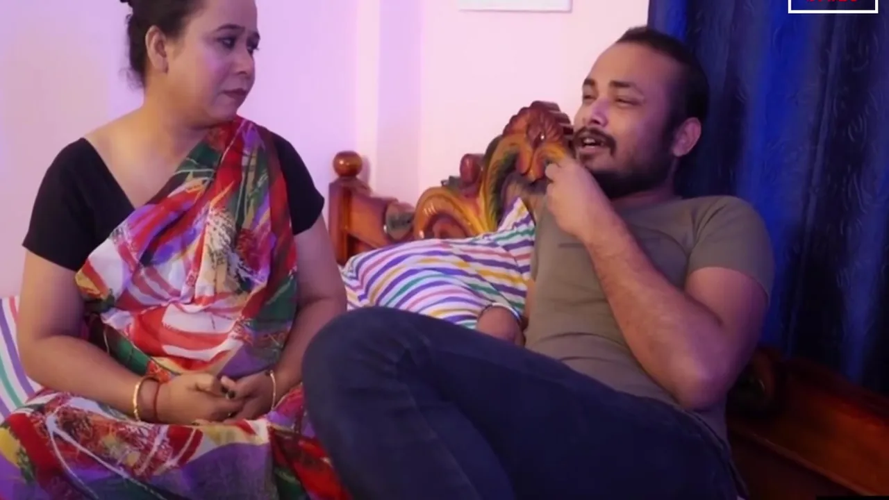 Home Alone Indian Bhabi Fucked Back To Back By Dewar