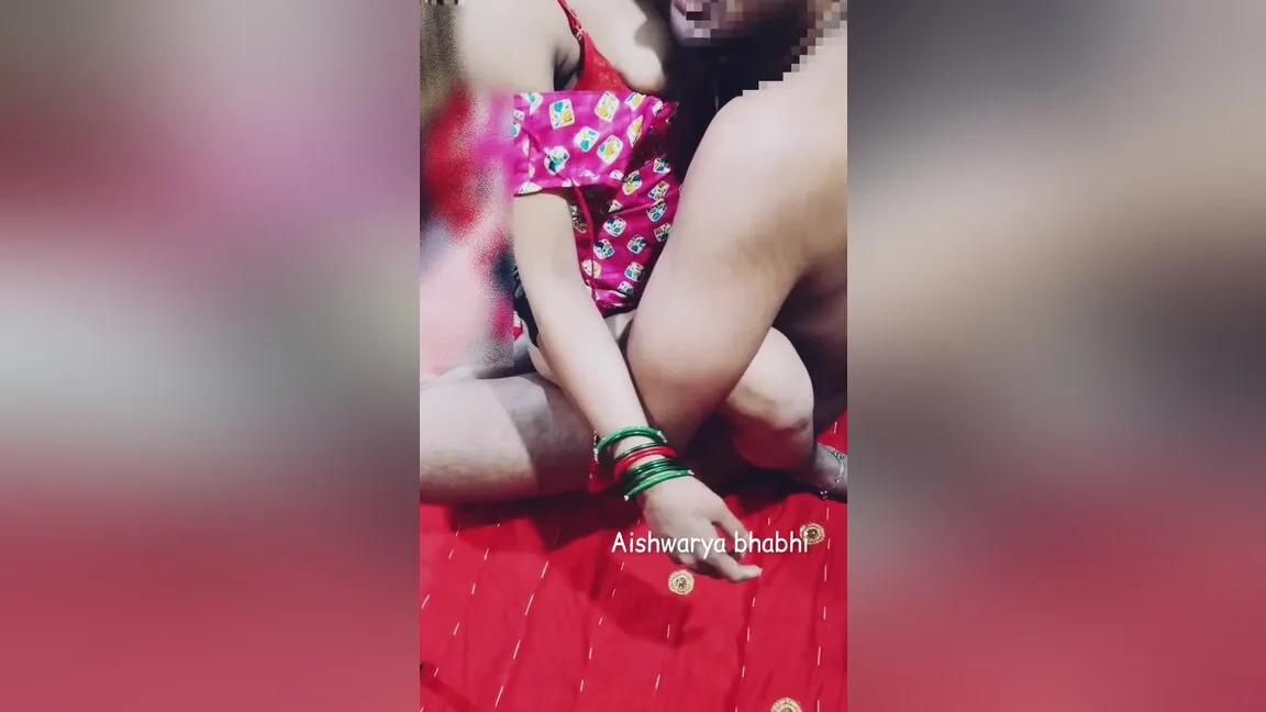 Indian Horny Housewife Gets Fucked By Her Her Ex Boyfriend