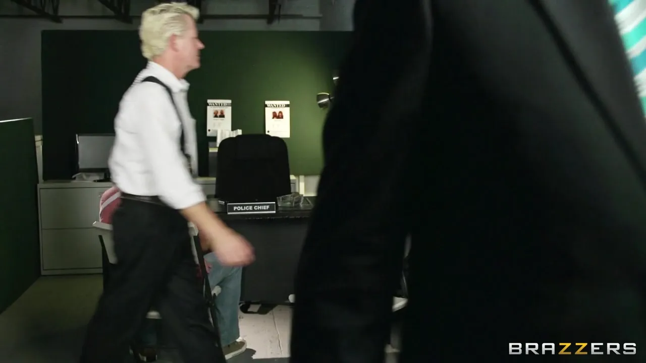 Big Tits In Uniform: Dirty Gia