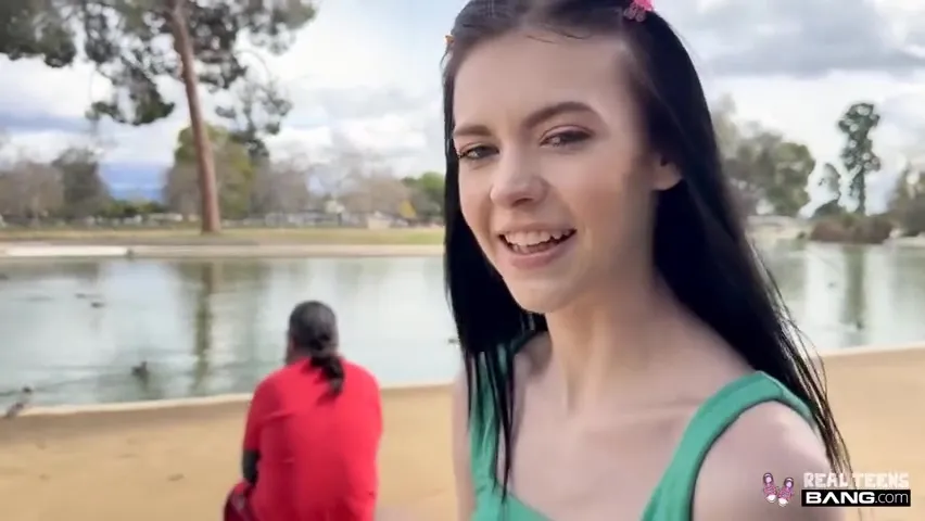 Skinny Teen 18+ Bella Nova Shows Us Her Pussy Grip