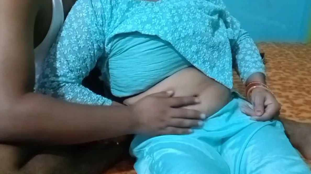 Devar Bhabhi And Hindi Sex In Romancing A New Girl In A Green Suit