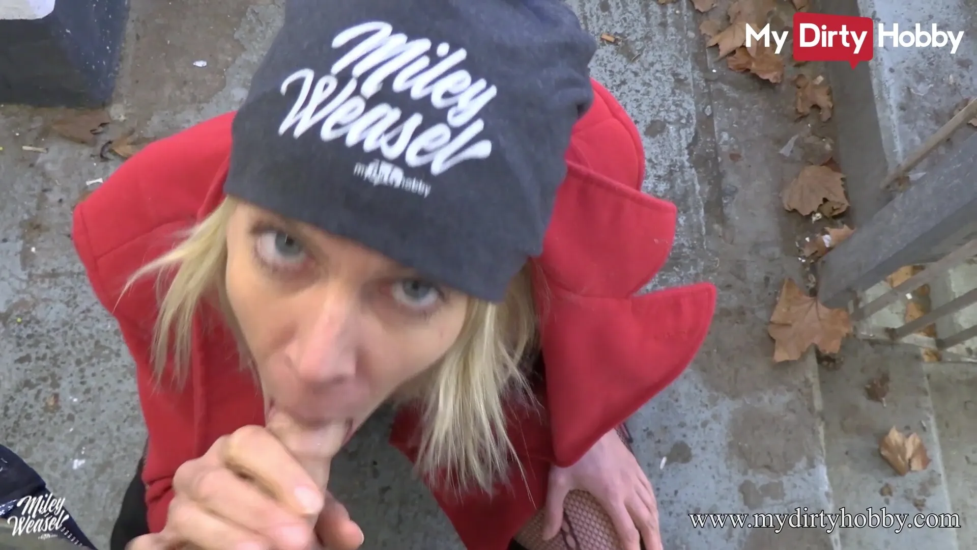 MyDirtyHobby - Public fuck and cumshot at a parking lot