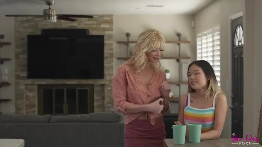 Serene Siren & Lulu Chu - Milf Hungers For Stepdaughters Friend