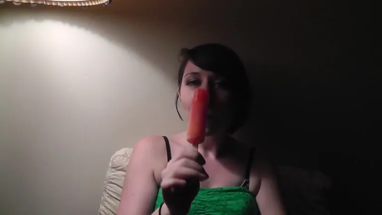 Emo girlfriend screwed in the forest