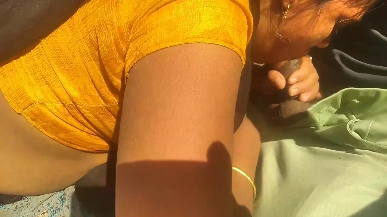 My Indian Bhabhi Ko Suckiya Aur Me , Hindi Me